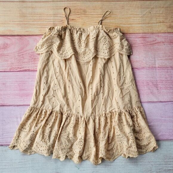 Moon River Cream Flounce Neckline Eyelet Mini Dress Size‎ M Summer Boho - Picture 1 of 4